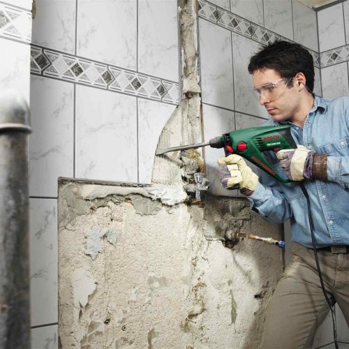 Демонтаж плитки в ванной комнате